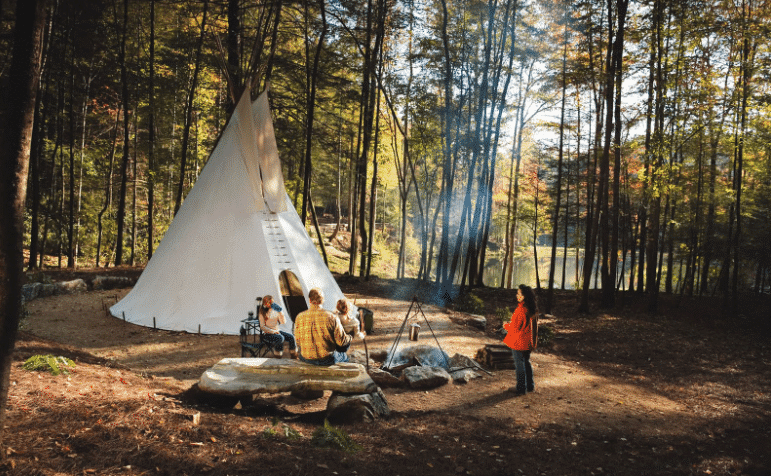 10 Things You Should Have While Camping