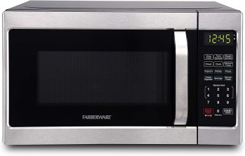 9. Farberware Classic Microwave Oven, 0.7 Cu. Ft., 700-Watt